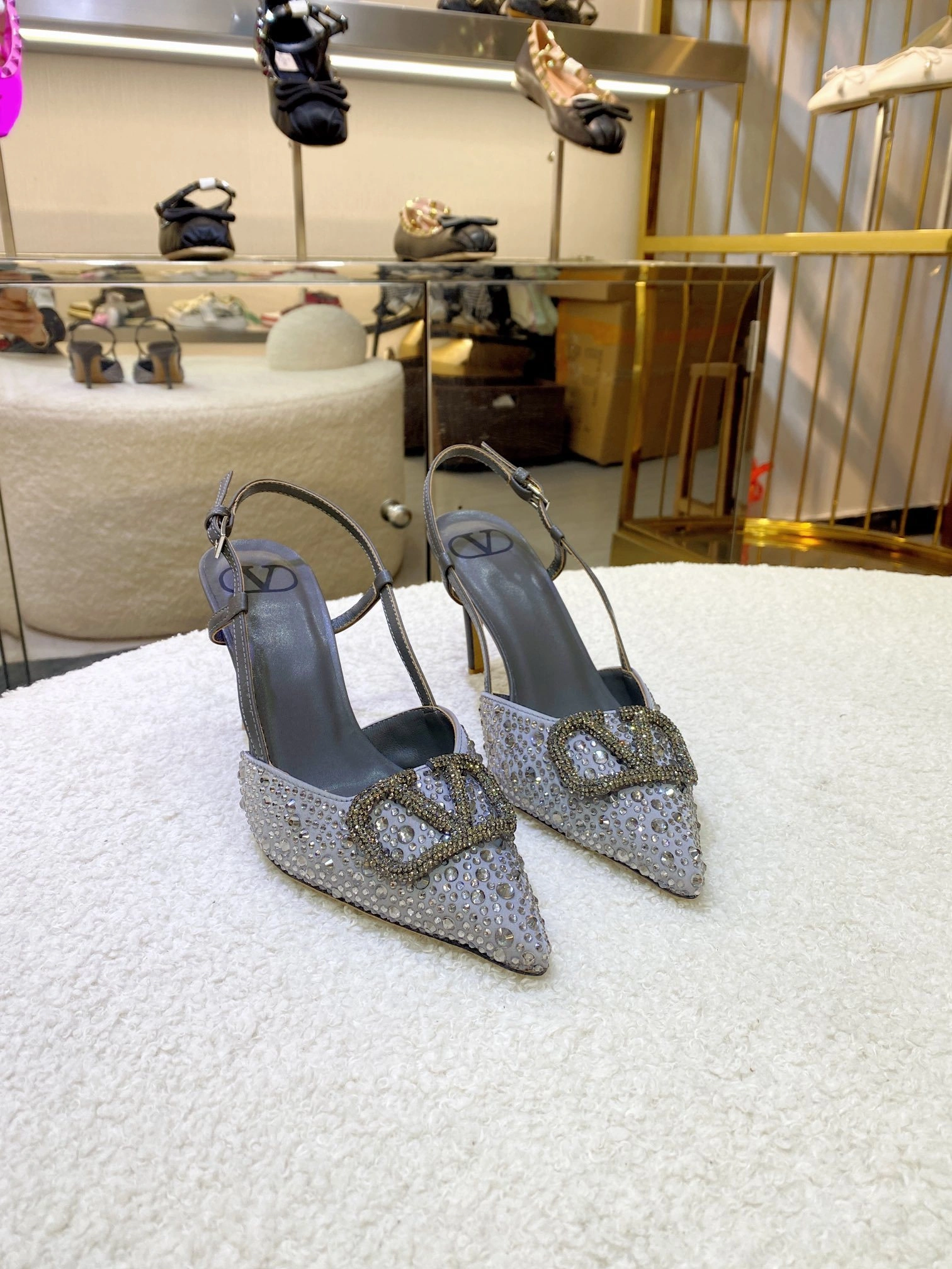 COCO-- V1859ti9o WS0R01SPCZPV cowhide sheepskin Heel height：8CM item:E-X187A1034