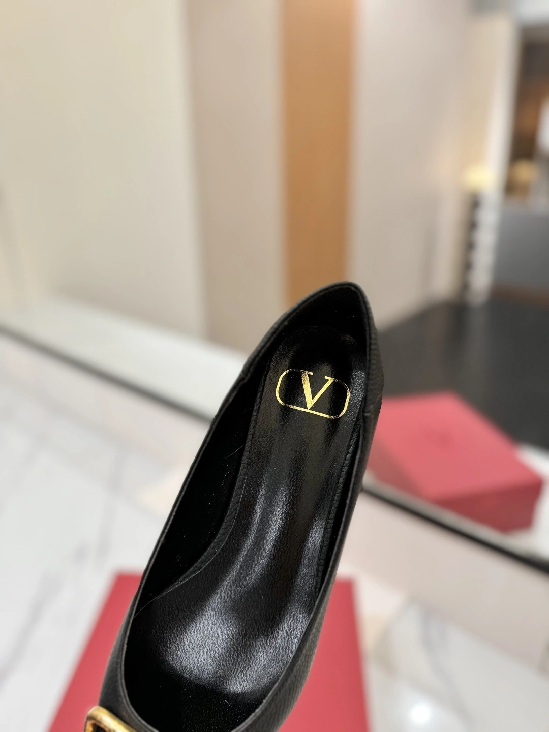 COCO-- V1859ti9o XW2S0BH4NHZ0NO Heel height：1CM goatskin Calfskin item:E-X138C3032