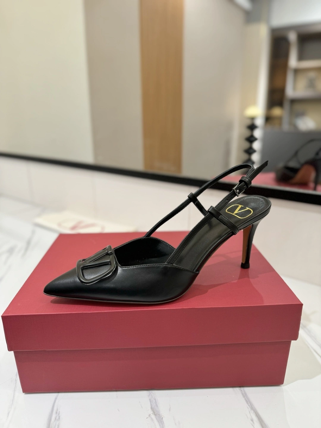 COCO-- V1859ti9o XW2S0R01MZF0NO Heel height：8CM goatskin cowhide item:E-X138C3037