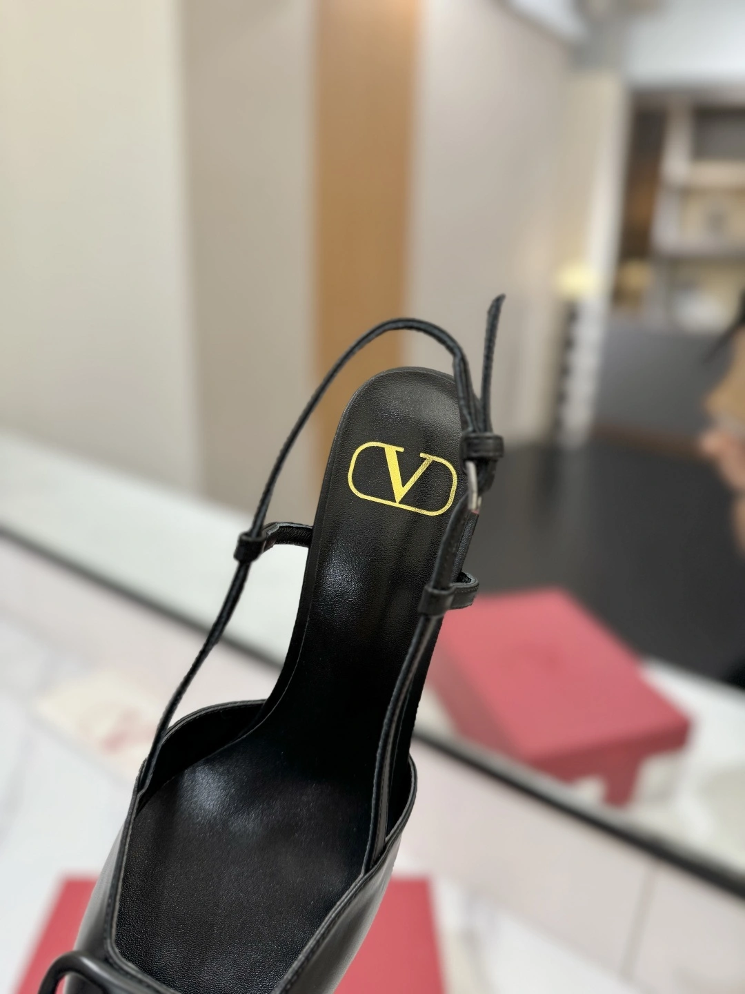 COCO-- V1859ti9o XW2S0R01MZF0NO Heel height：8CM goatskin cowhide item:E-X138C3037