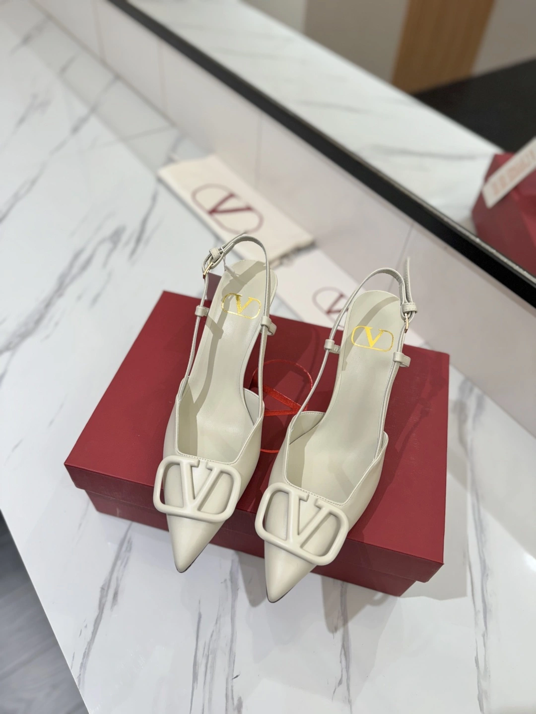 COCO-- V1859ti9o XW2S0R01MZFI16 Heel height：8CM goatskin cowhide item:E-X138C3036