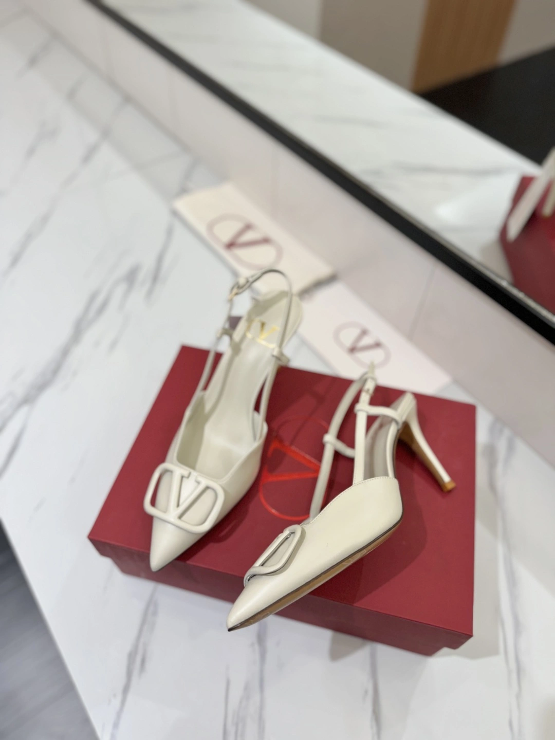COCO-- V1859ti9o XW2S0R01MZFI16 Heel height：8CM goatskin cowhide item:E-X138C3036