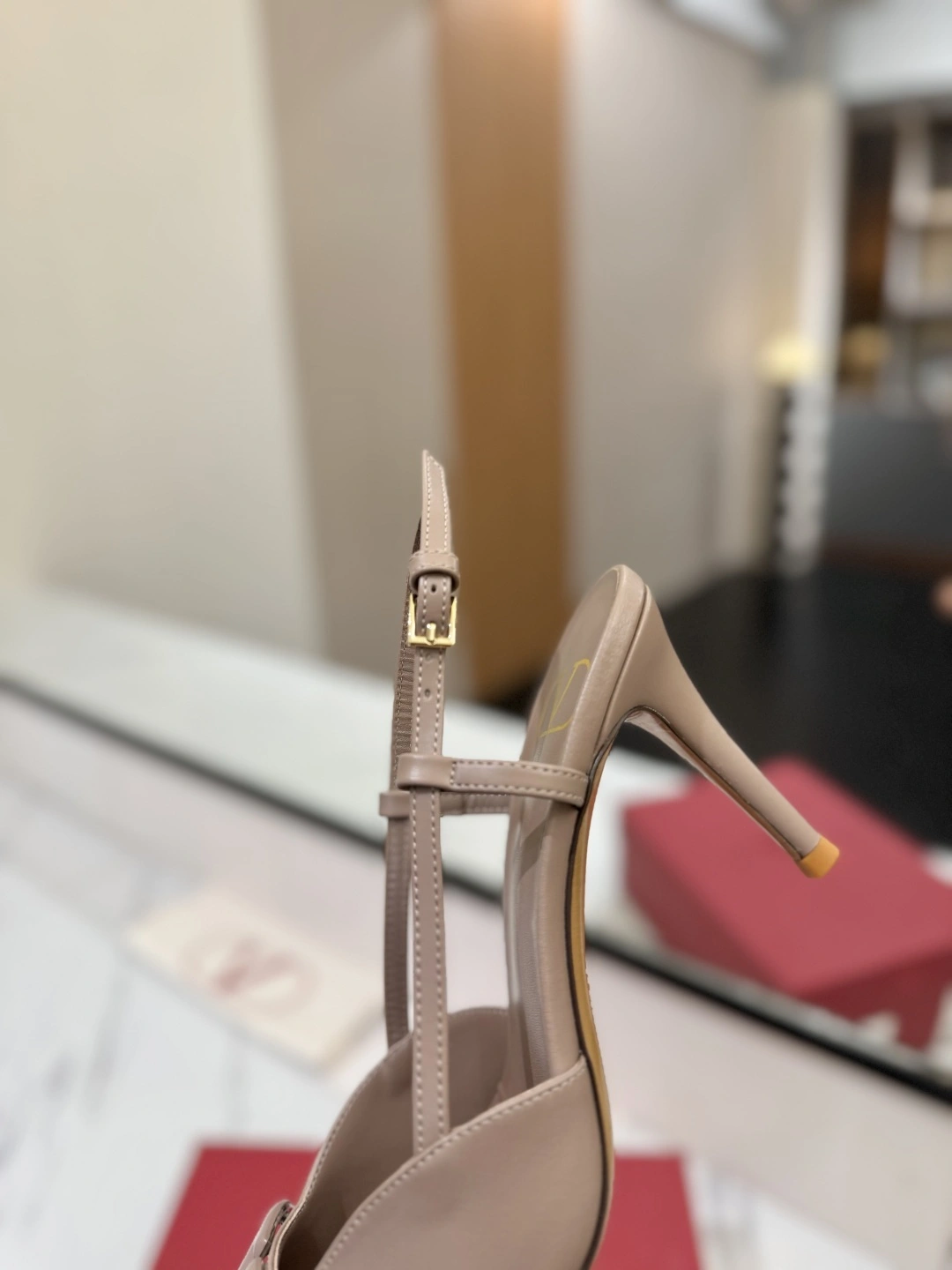 COCO-- V1859ti9o XW2S0R01MZFP45 Heel height：8CM goatskin cowhide item:E-X138C3038
