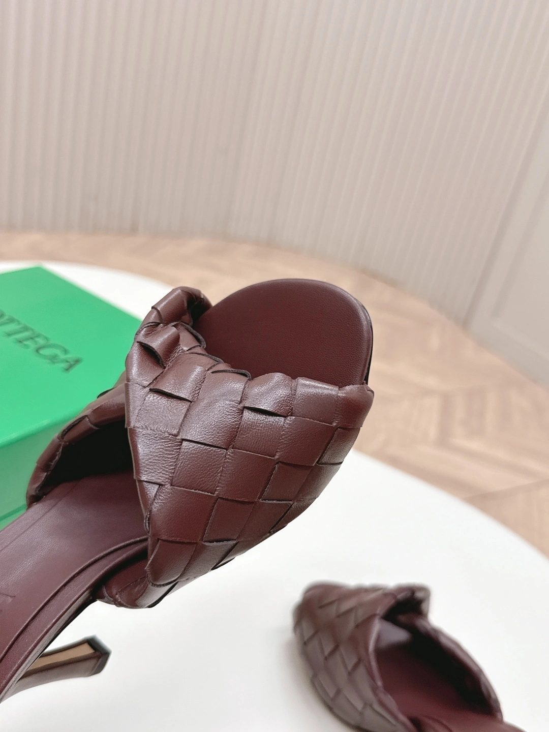 COCO-- V595t1 796455V2ED02241 sheepskin Heel height：8CM item:E-X032D4010