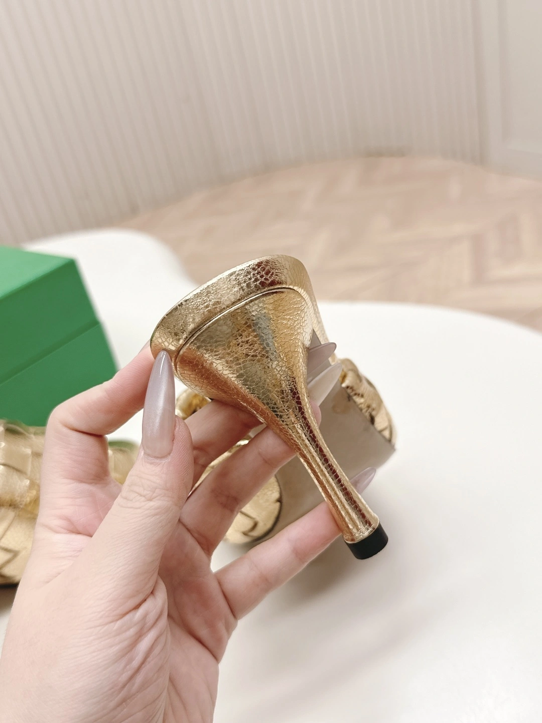 COCO-- V595t1 796455V55N17890 sheepskin Heel height：8CM item:E-X032D4002