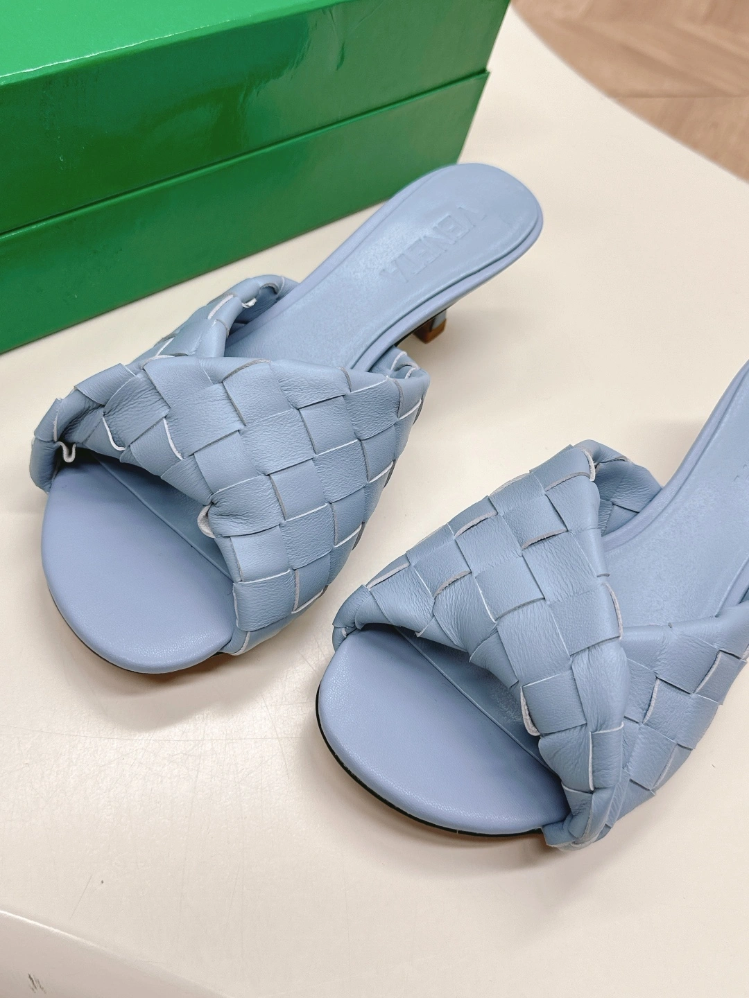COCO-- V595t1 796464V2ED01714 sheepskin Heel height：5CM item:E-X032D4016