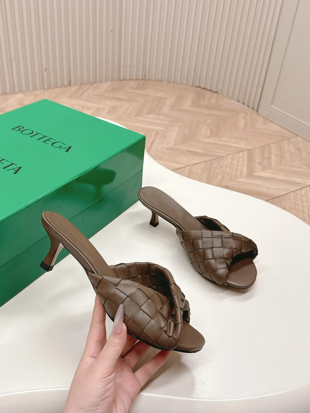 COCO-- V595t1 796464V2ED02354 sheepskin Heel height：5CM item:E-X032D4011