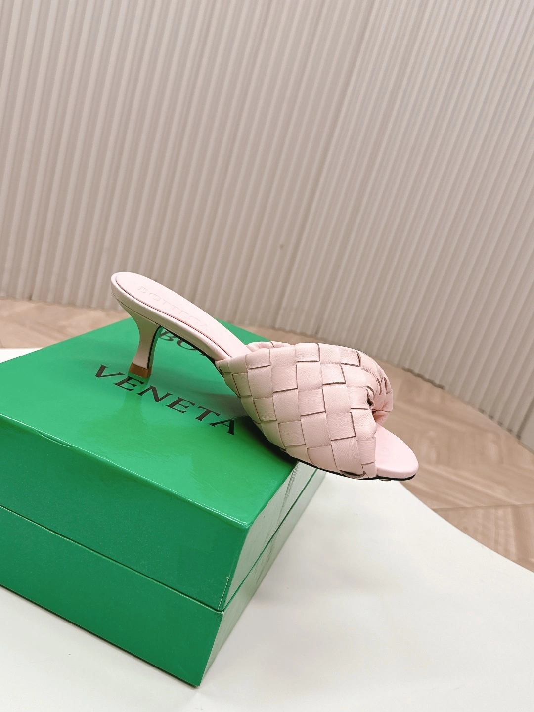 COCO-- V595t1 796464V2ED06801 sheepskin Heel height：5CM item:E-X032D4003