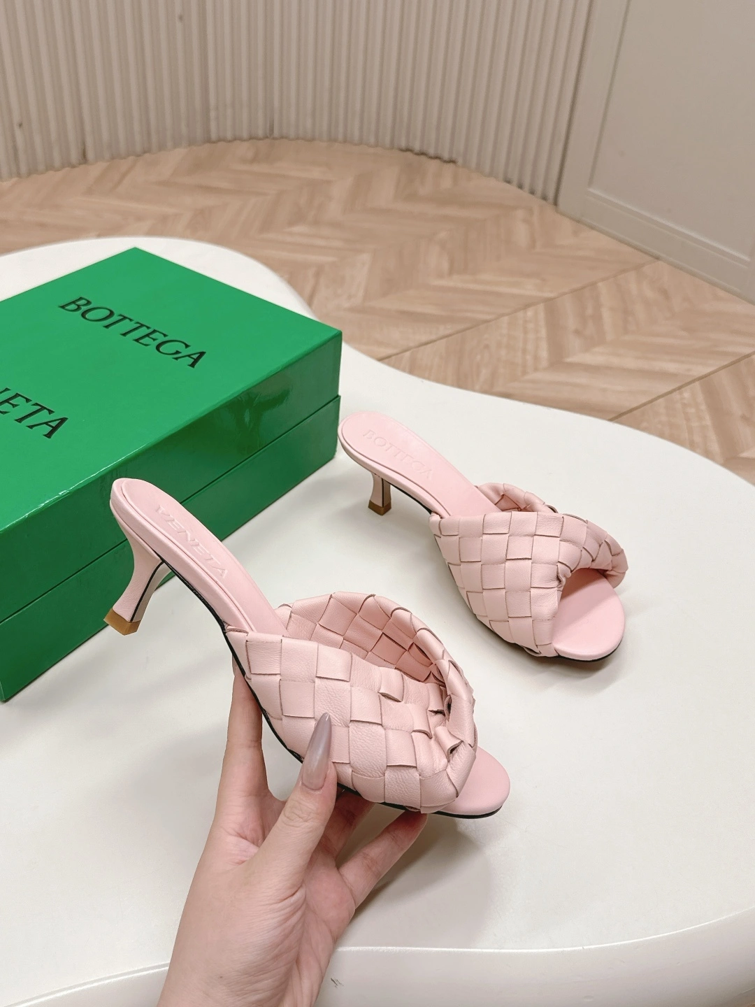 COCO-- V595t1 796464V2ED06801 sheepskin Heel height：5CM item:E-X032D4003