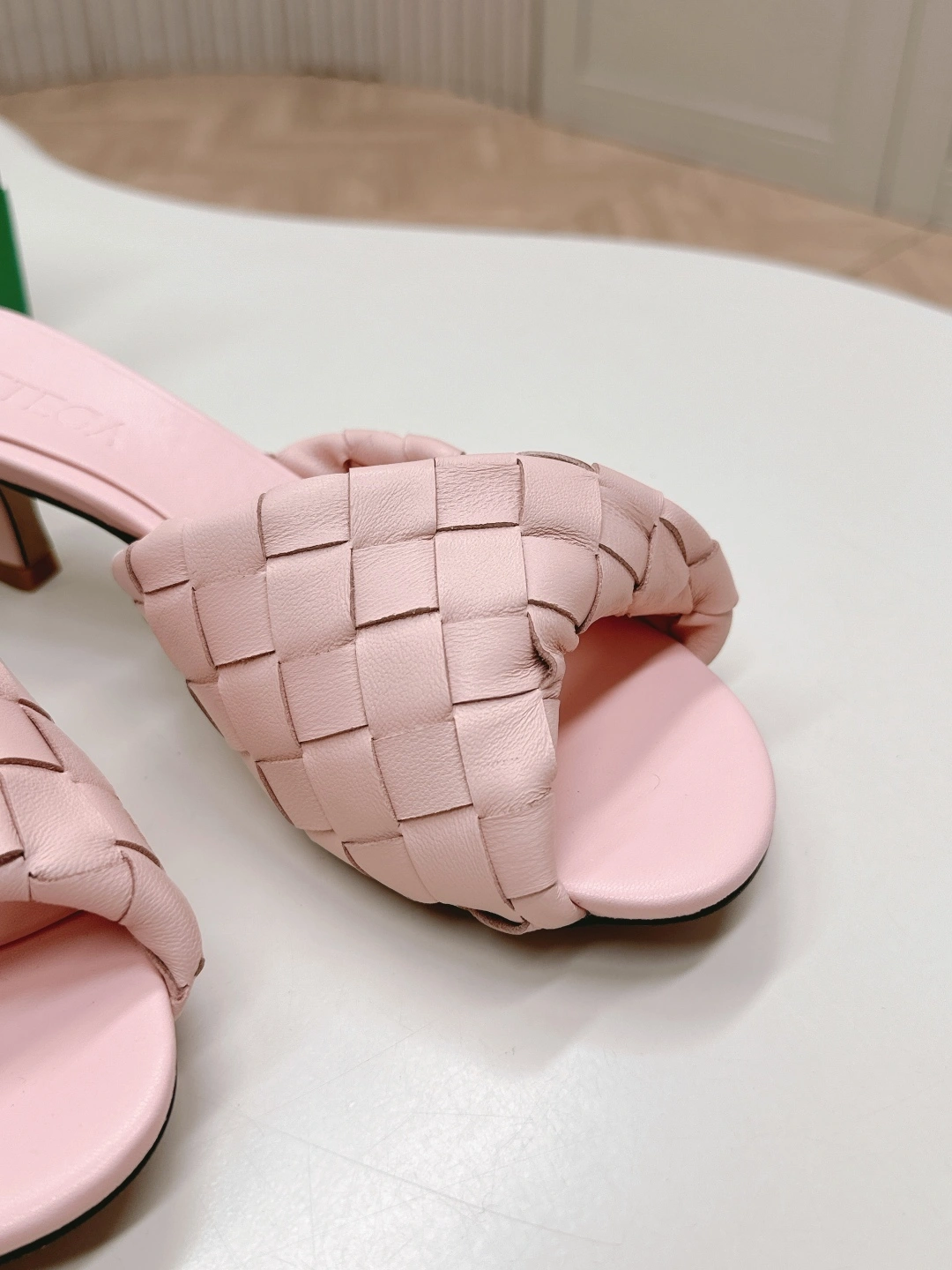 COCO-- V595t1 796464V2ED06801 sheepskin Heel height：5CM item:E-X032D4003