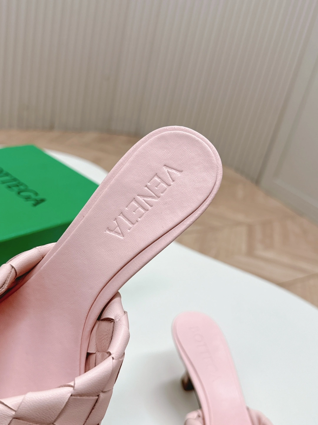 COCO-- V595t1 796464V2ED06801 sheepskin Heel height：5CM item:E-X032D4003