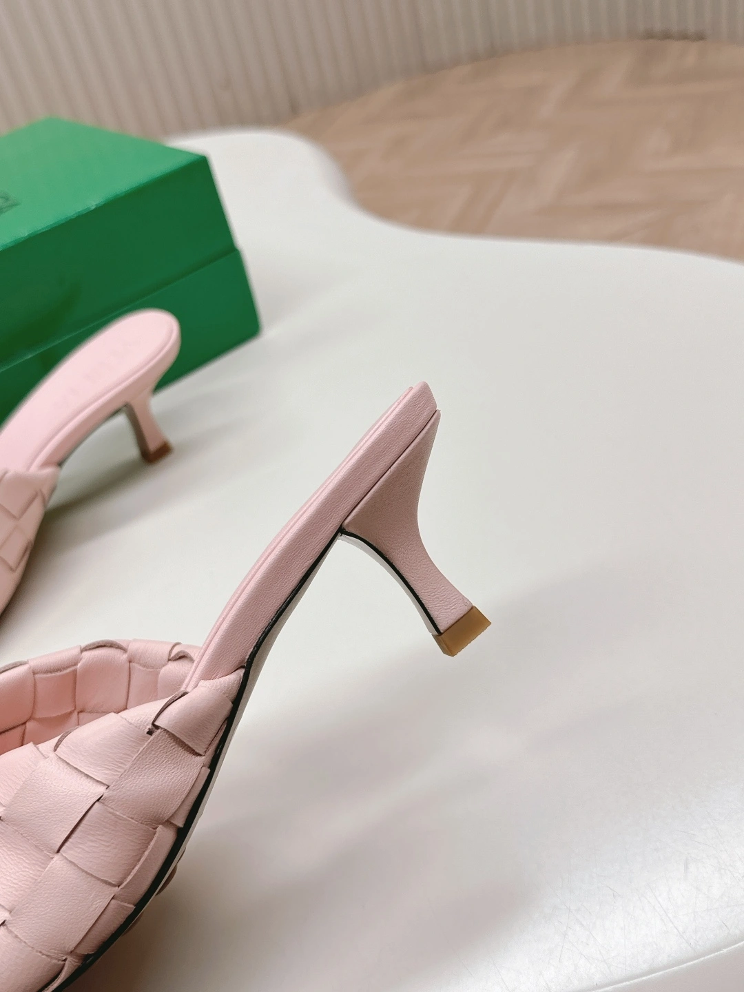 COCO-- V595t1 796464V2ED06801 sheepskin Heel height：5CM item:E-X032D4003