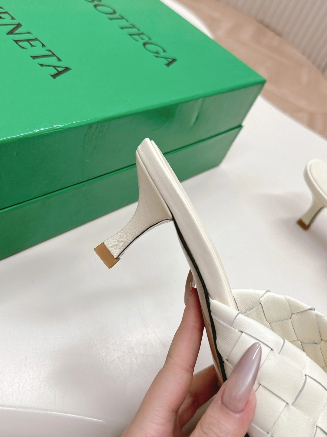 COCO-- V595t1 796464V2ED09031 sheepskin Heel height：5CM item:E-X032D4004