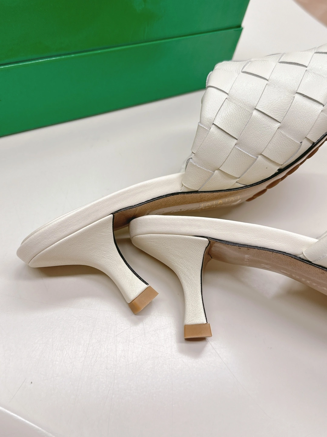 COCO-- V595t1 796464V2ED09031 sheepskin Heel height：5CM item:E-X032D4004