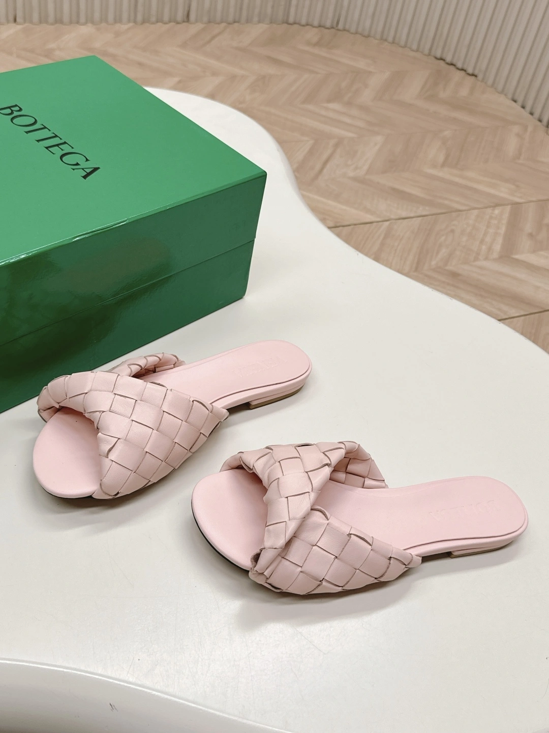 COCO-- V595t1 806918V2ED06801 sheepskin item:E-X032D4007