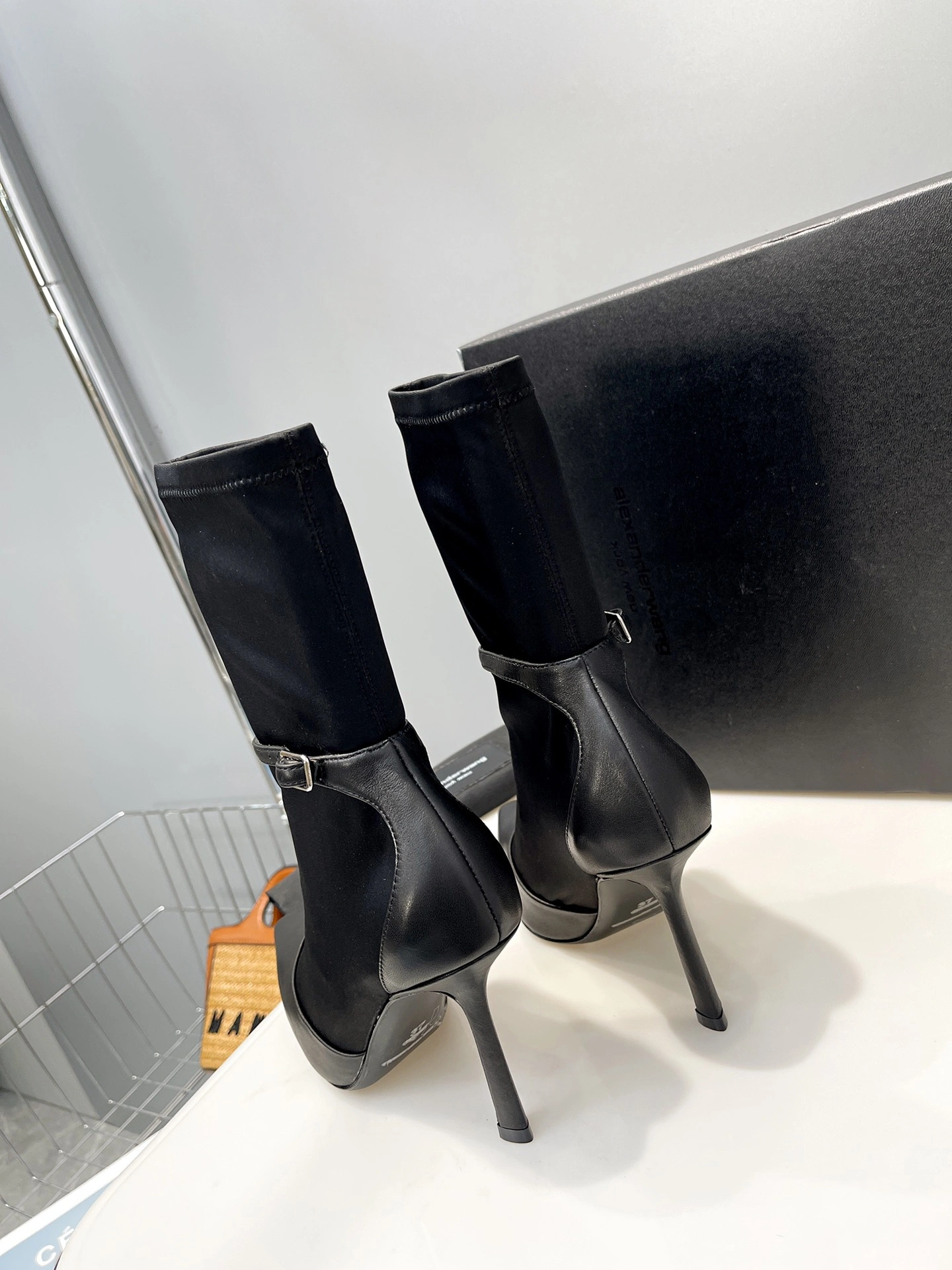 COCO-- W196 30322B013001 Calfskin sheepskin Heel height：10CM item:E-X158C0705