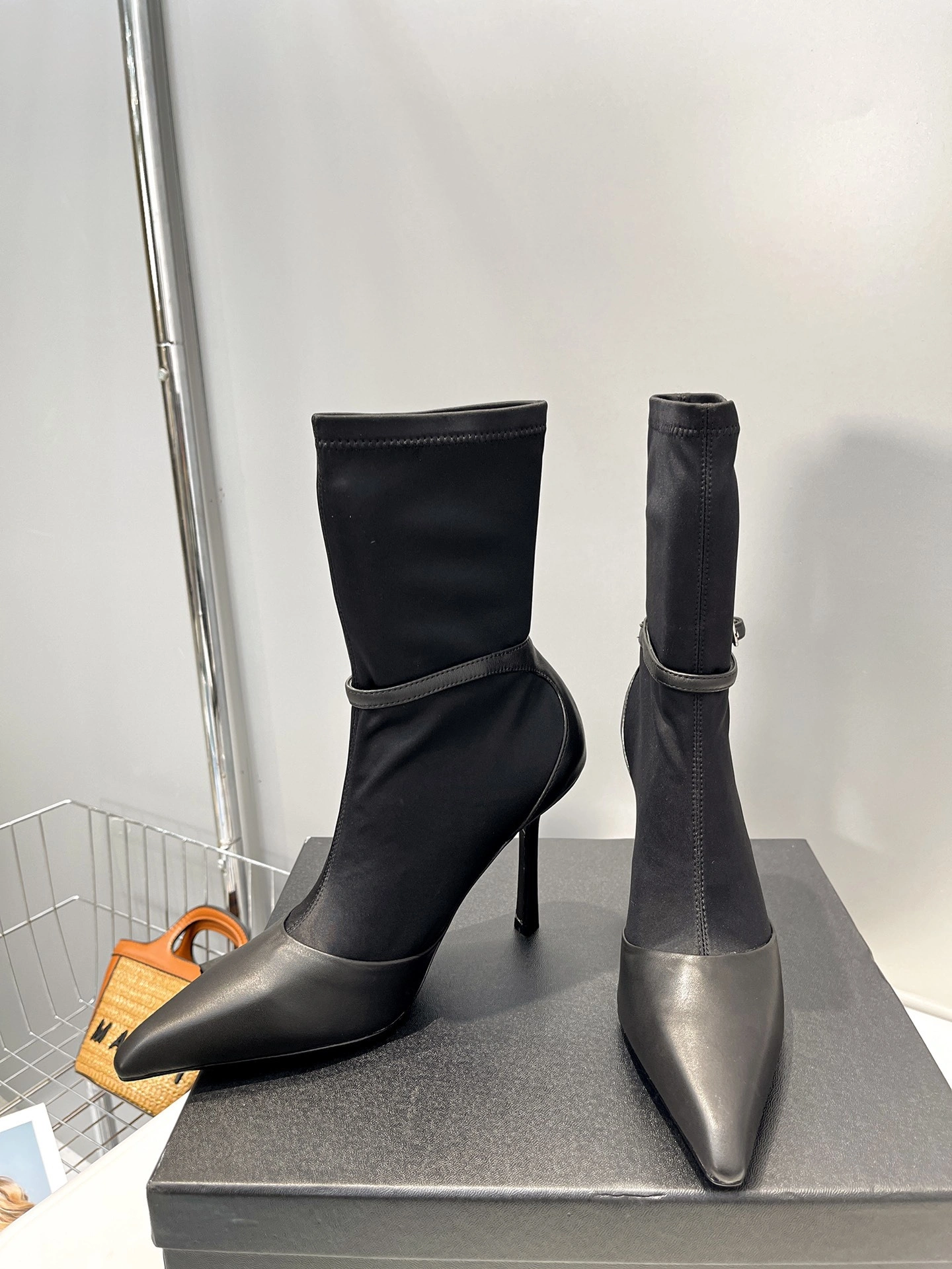 COCO-- W196 30322B013001 Calfskin sheepskin Heel height：10CM item:E-X158C0705