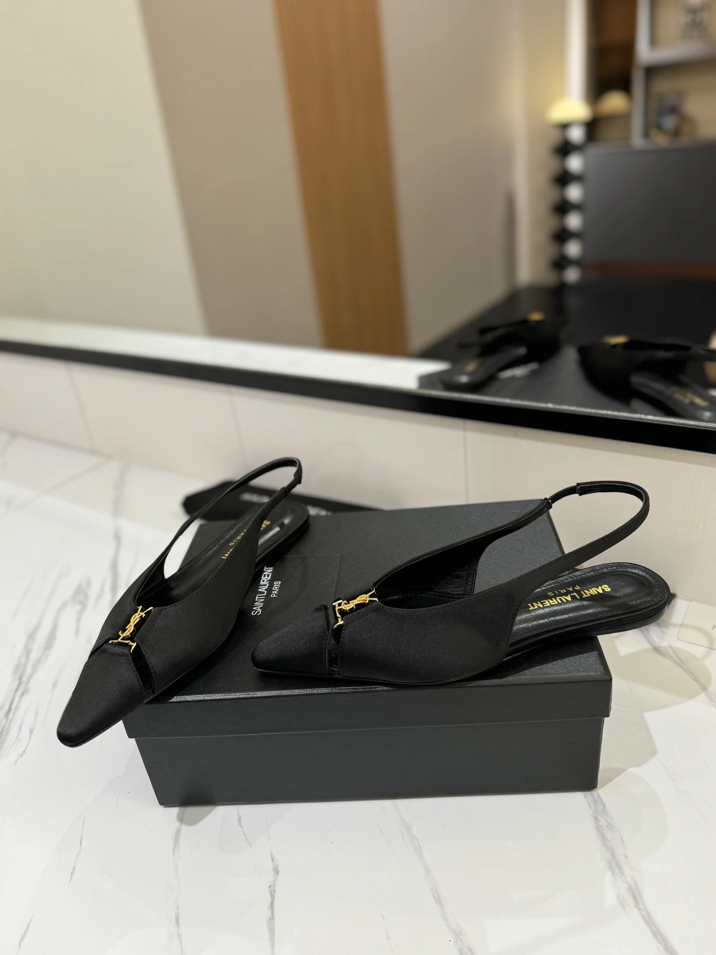 COCO-- Yv5s 8036469QNAG1000 Heel height：1CM sheepskin item:E-X158D4037