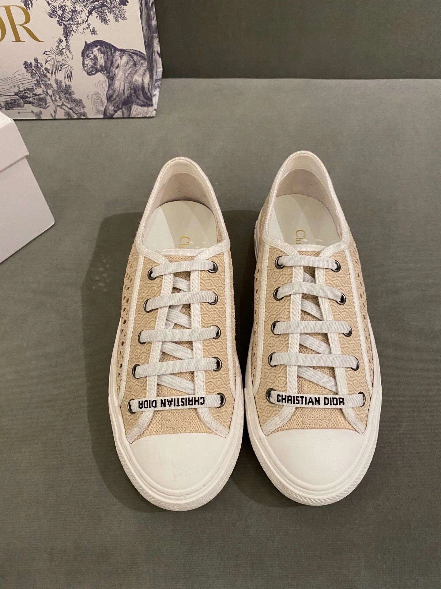 &COCO-- embroidery high quality item : 03X38C3022-3