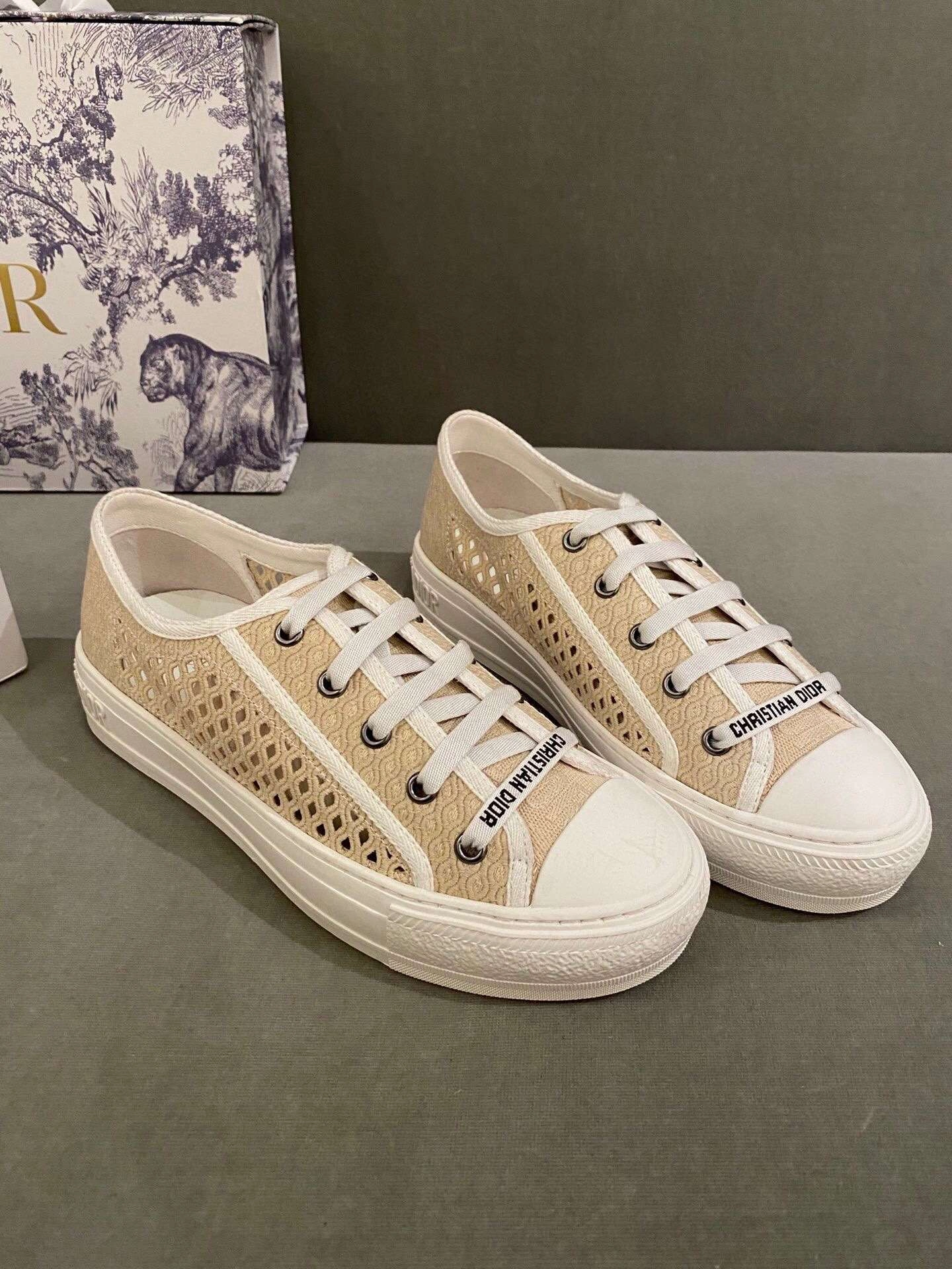 &COCO-- embroidery high quality item : 03X38C3022-3