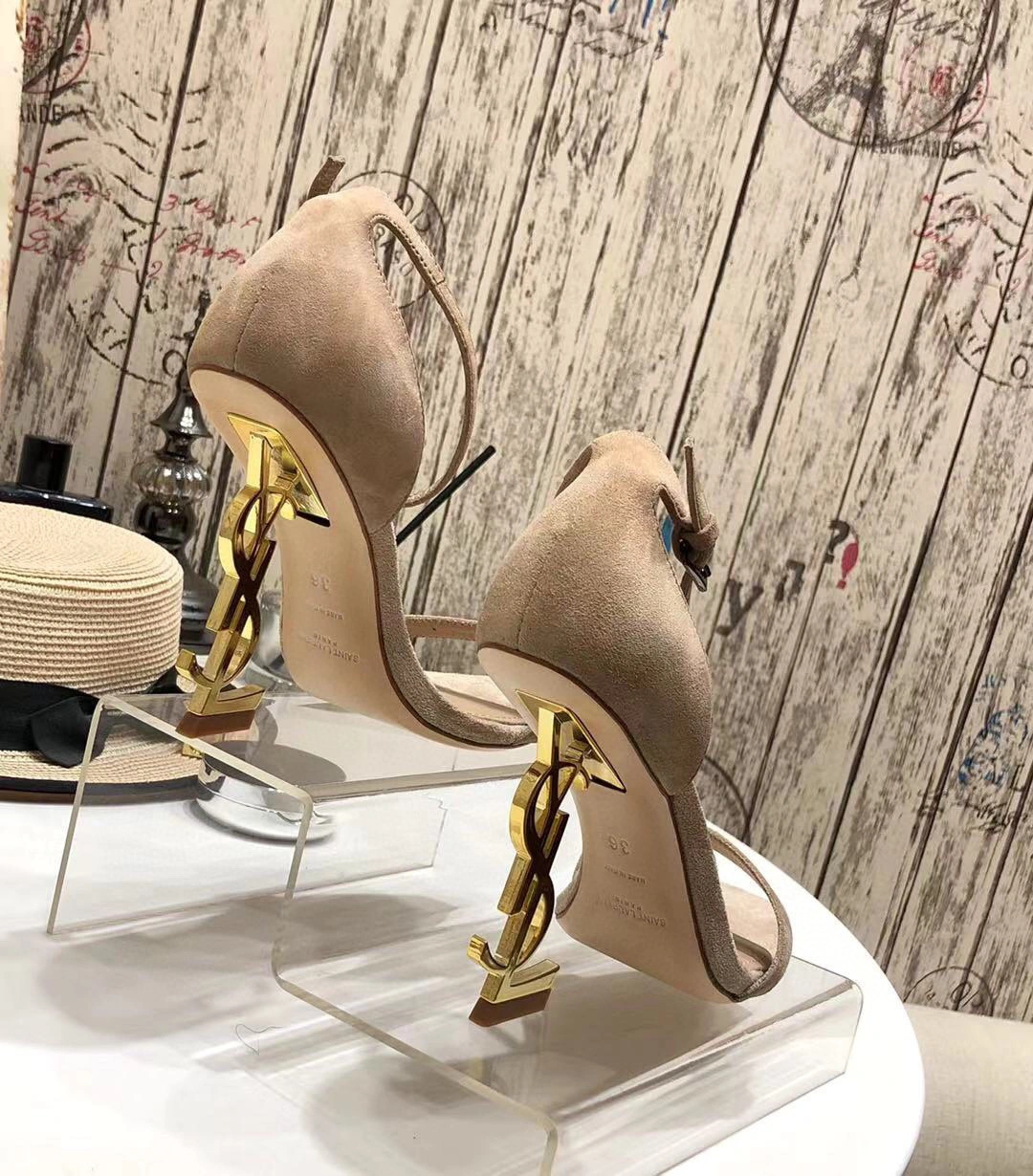 &COCO-- heel scandal item : A-X02H2138T