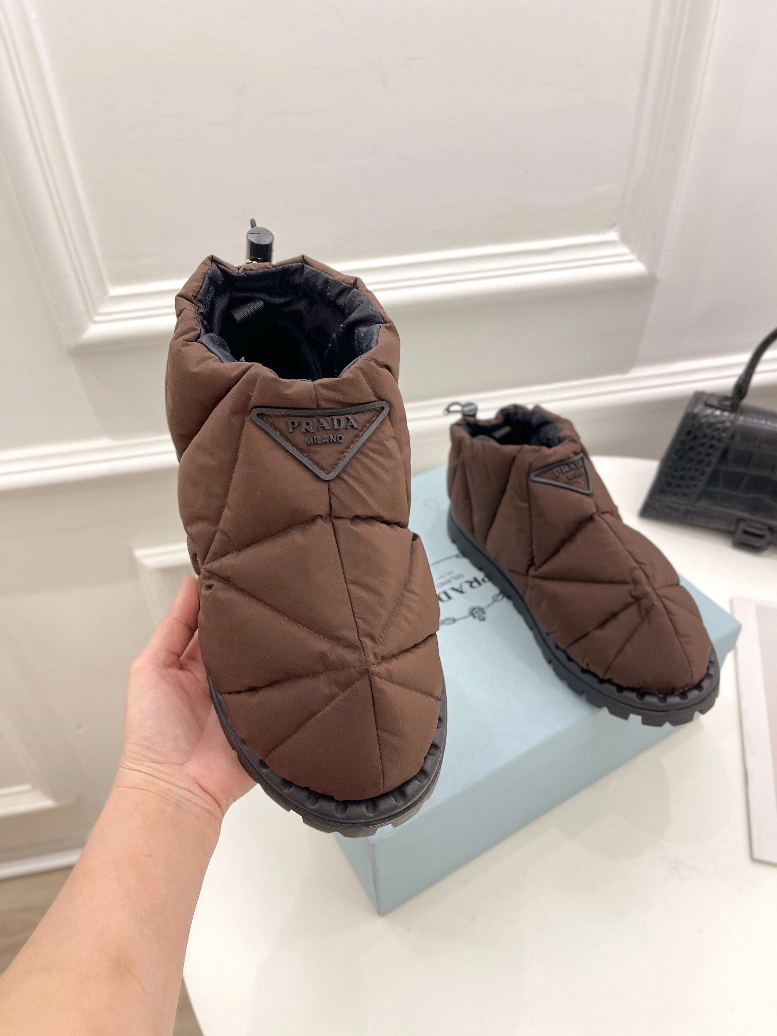COCO-- item: B-X150J2156
