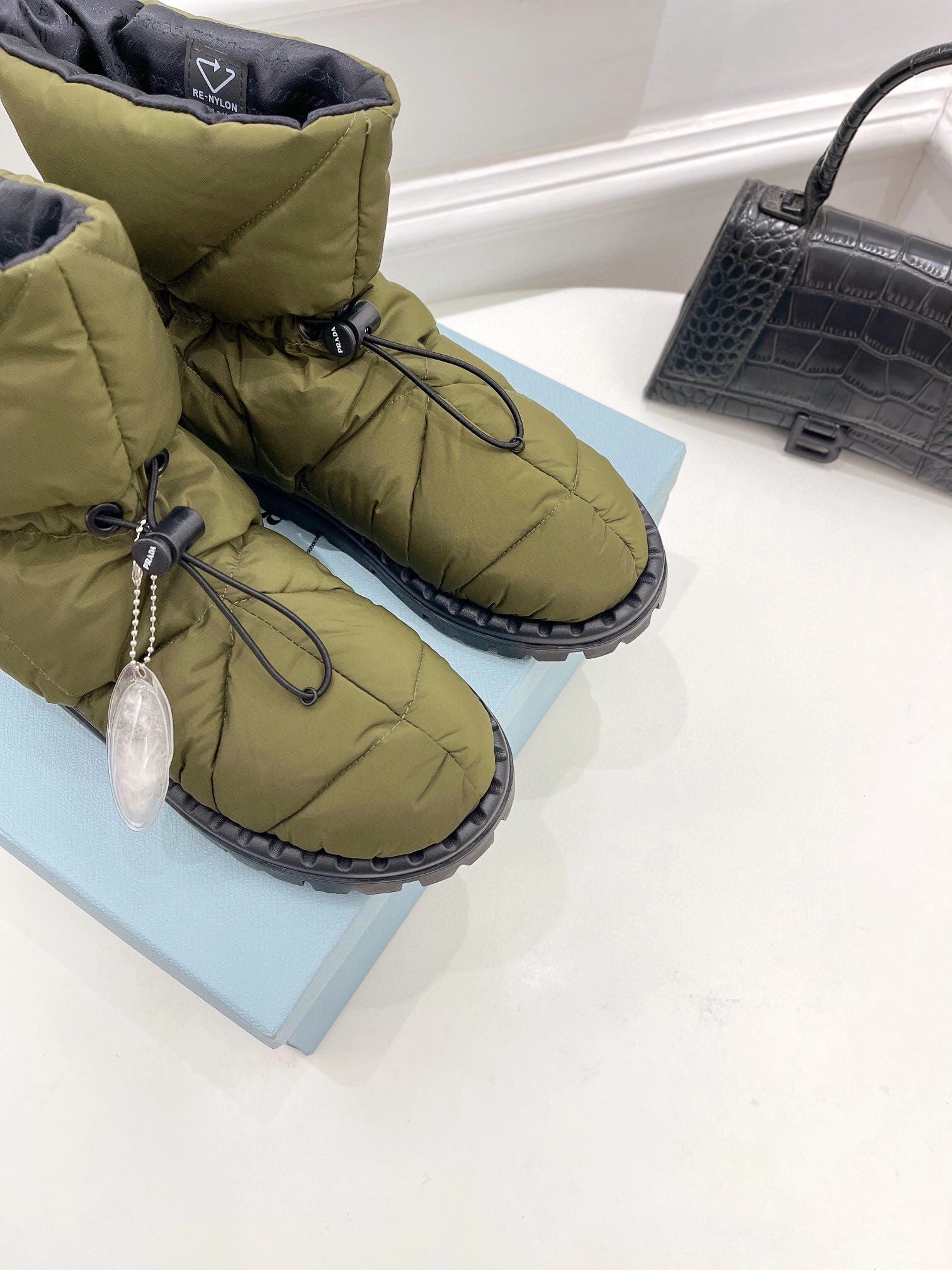 COCO-- item: B-X150J2157