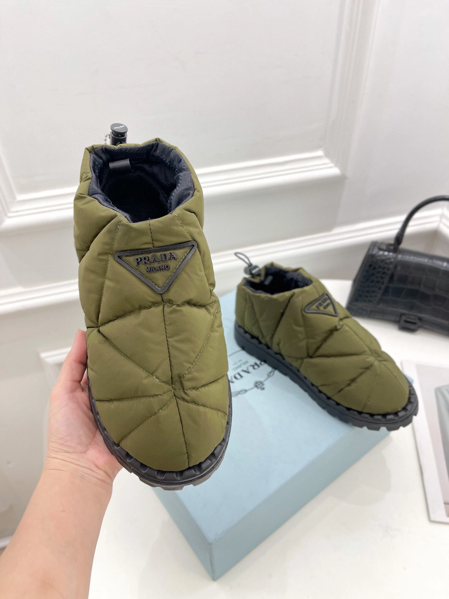 COCO-- item: B-X150J2158