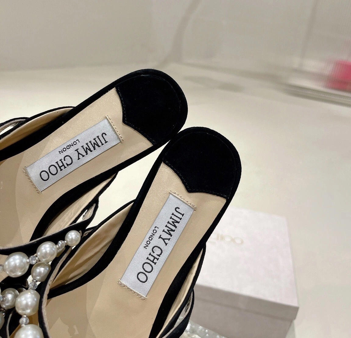 COCO - item:B-X078G2909