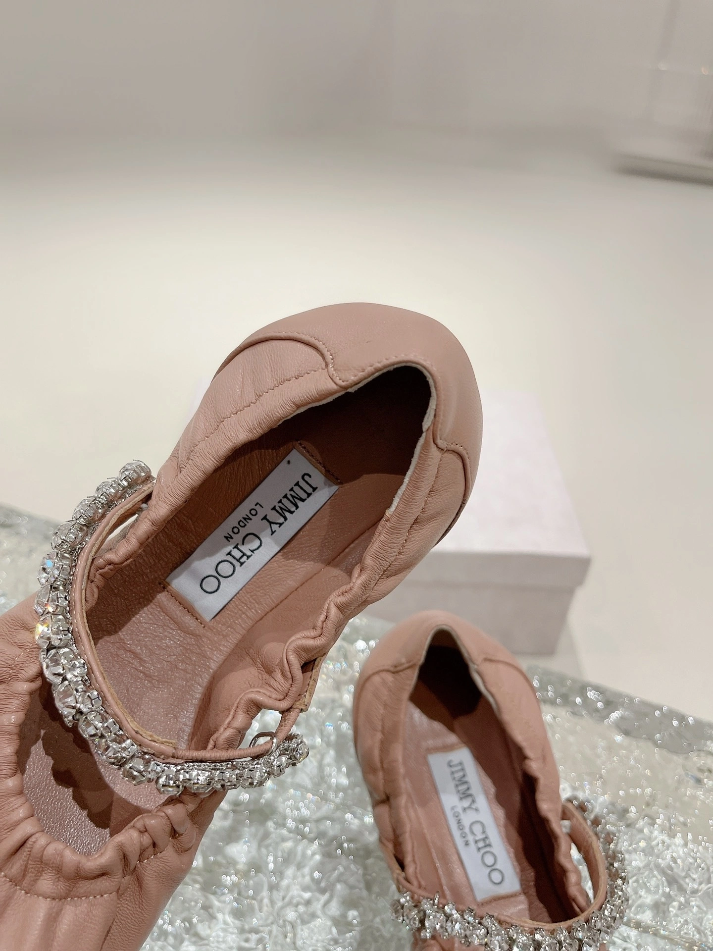 COCO - item:B-X158G2949