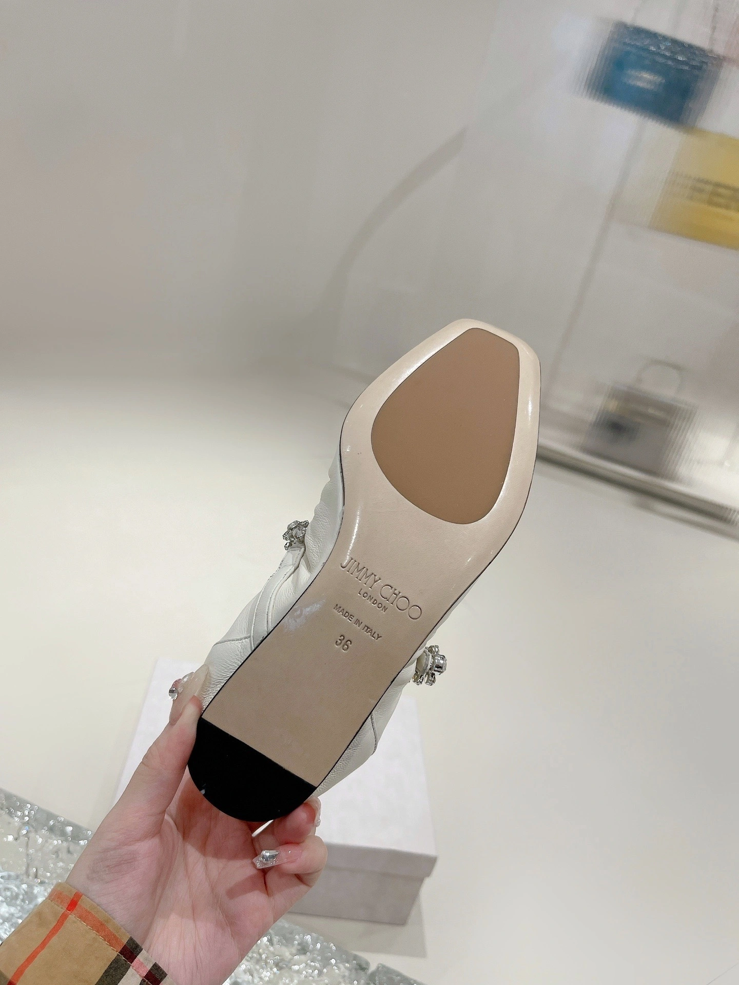 COCO - item:B-X158G2950
