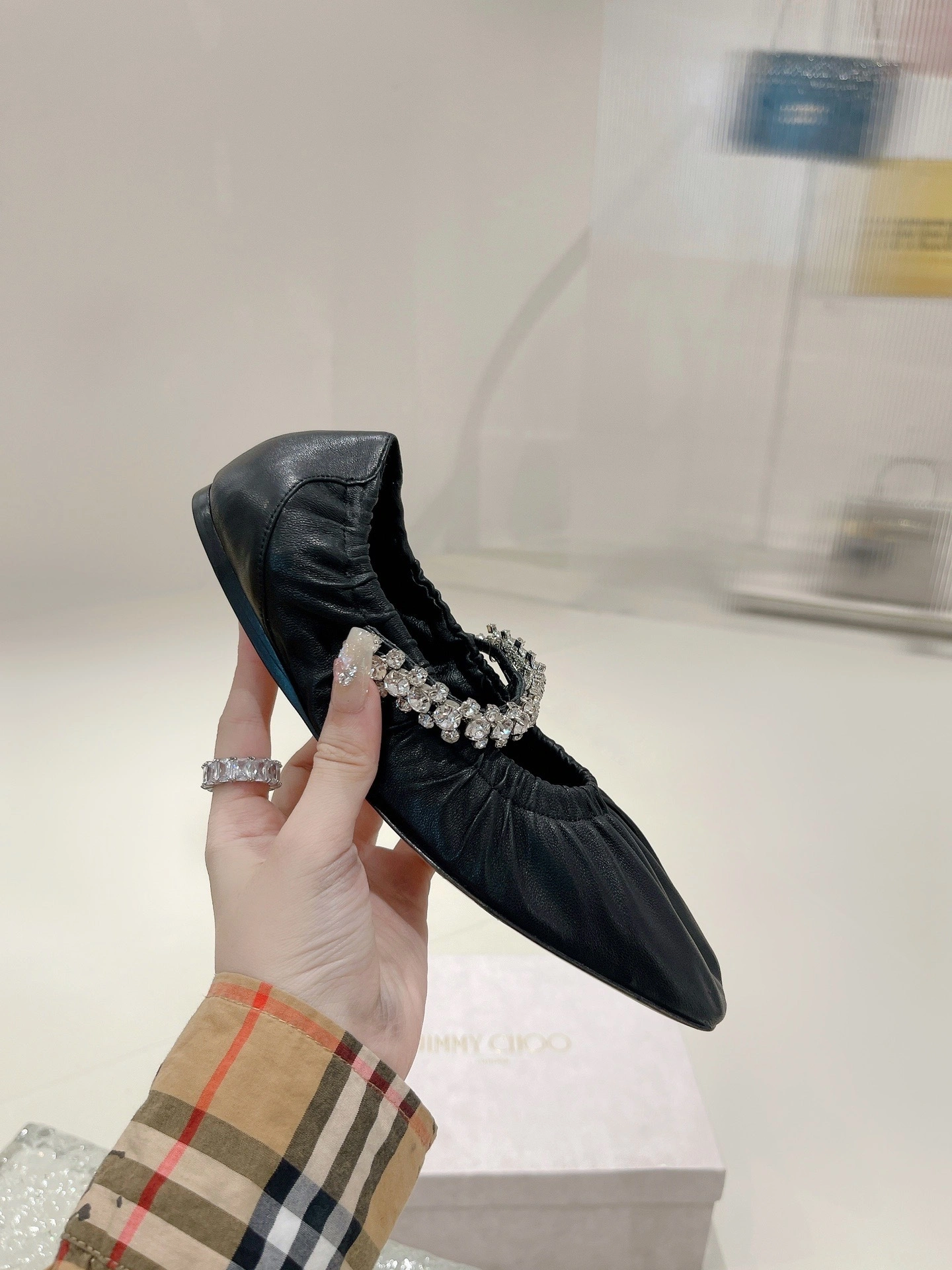 COCO - item:B-X158G2951