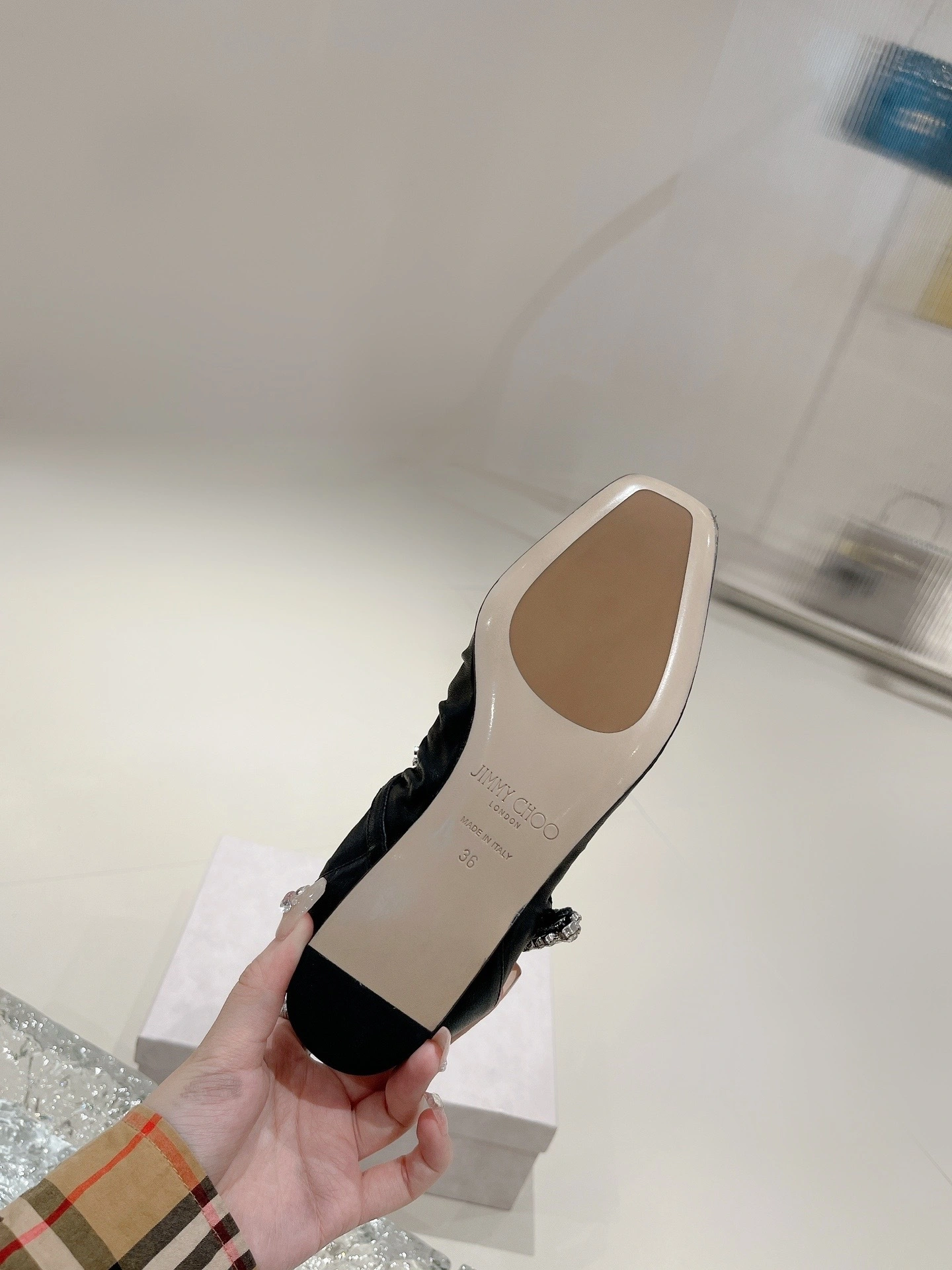 COCO - item:B-X158G2951