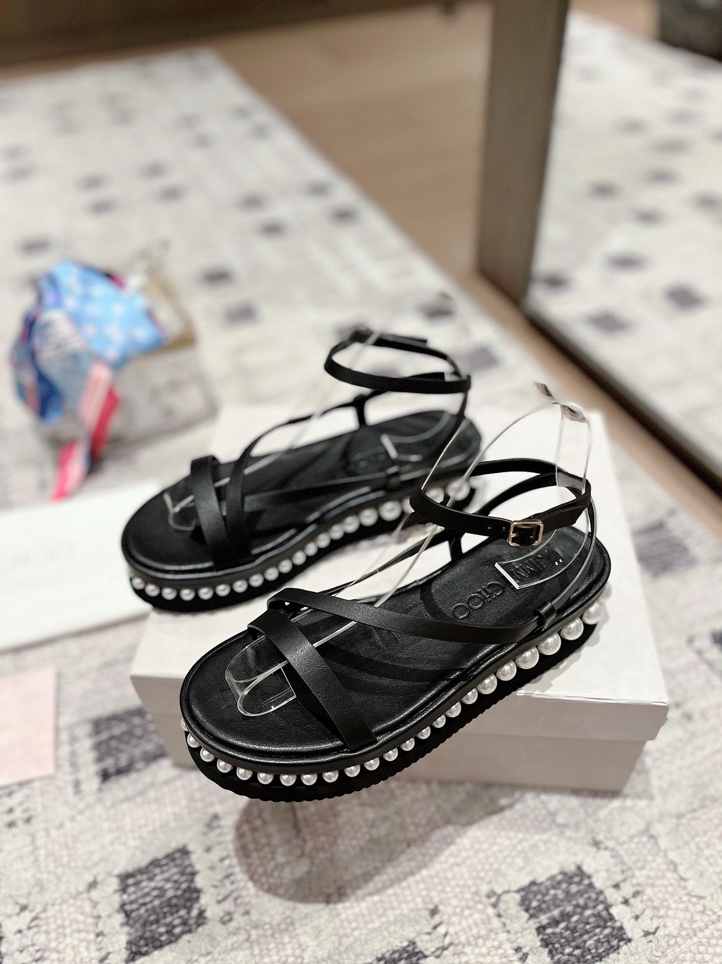 COCO - item:B-X198G2926