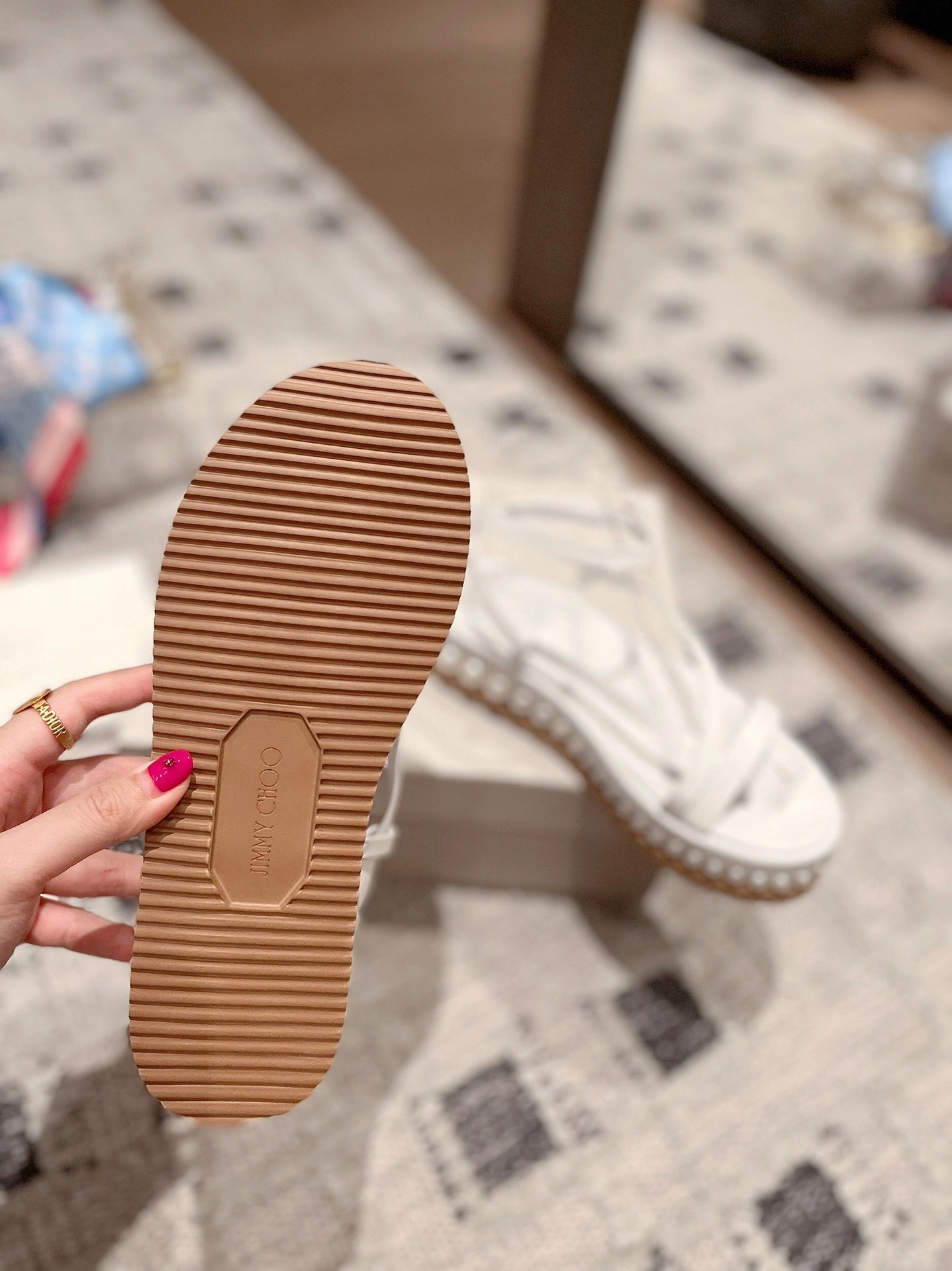 COCO - item:B-X198G2927