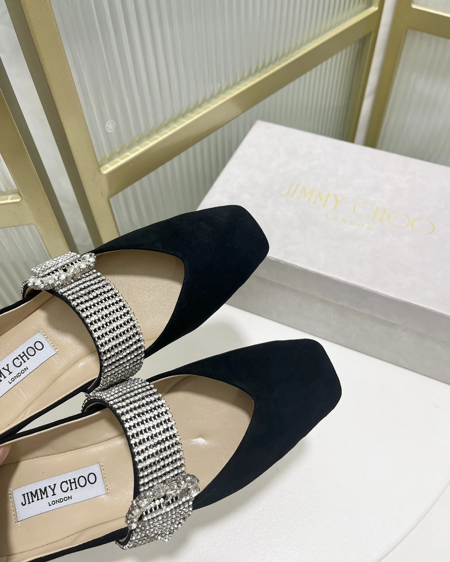 COCO-- item:C-X02K0350