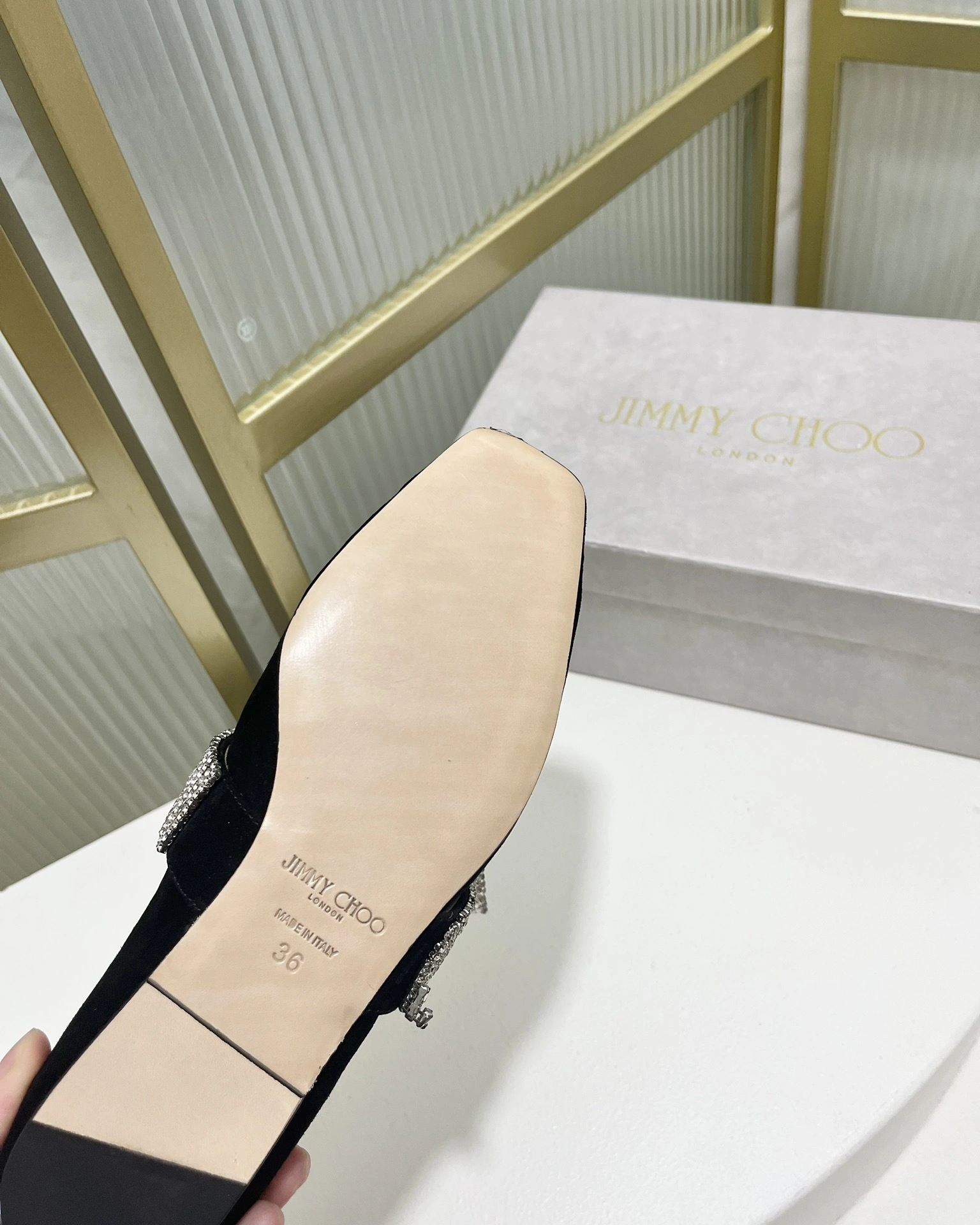 COCO-- item:C-X02K0350
