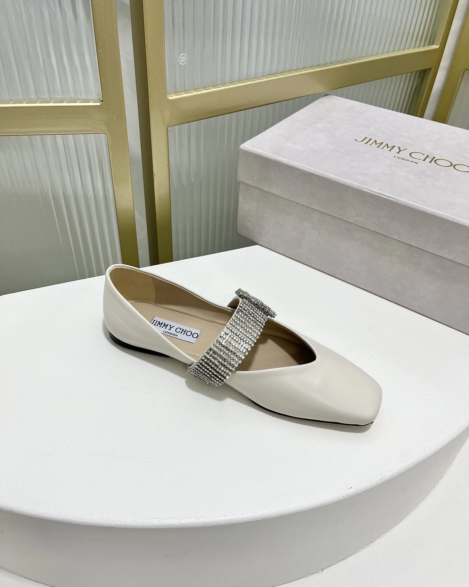 COCO-- item:C-X02K0396