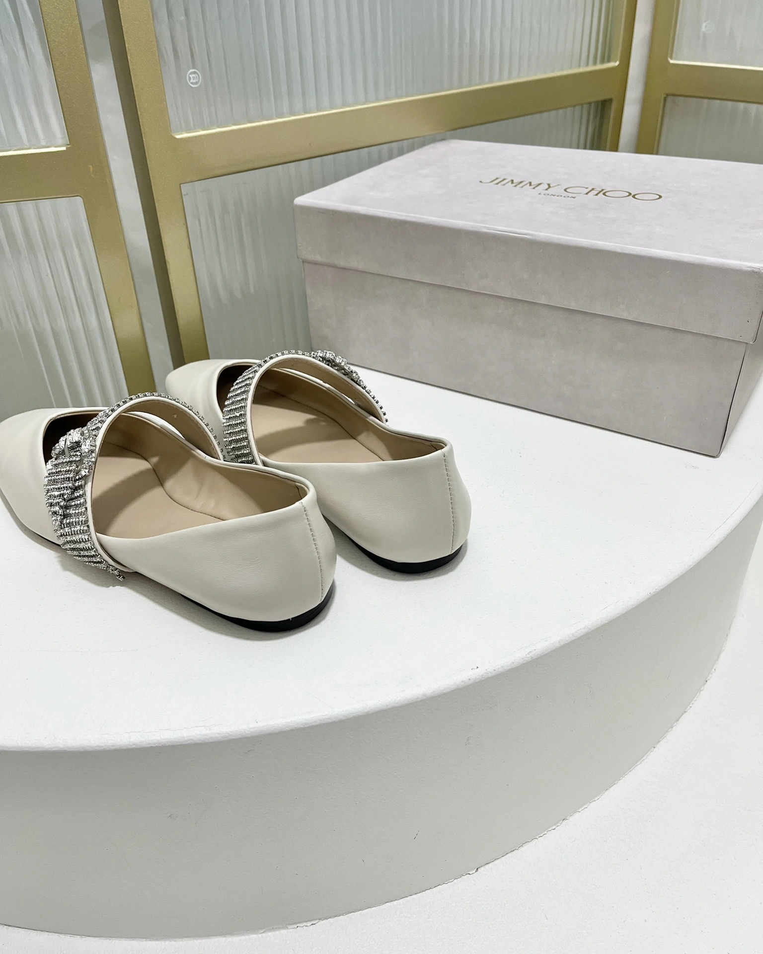 COCO-- item:C-X02K0396