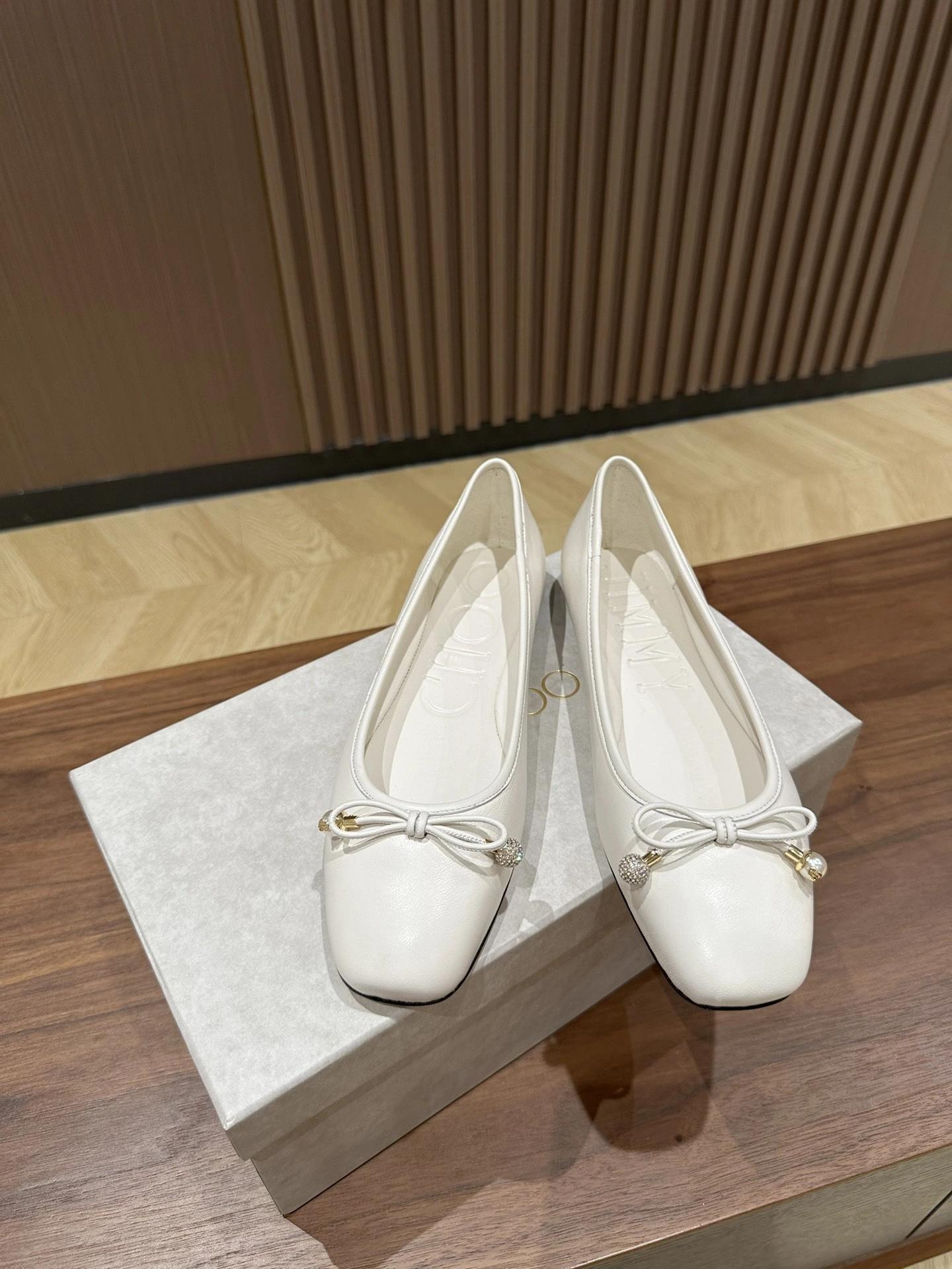 COCO-- item:C-X02K0401