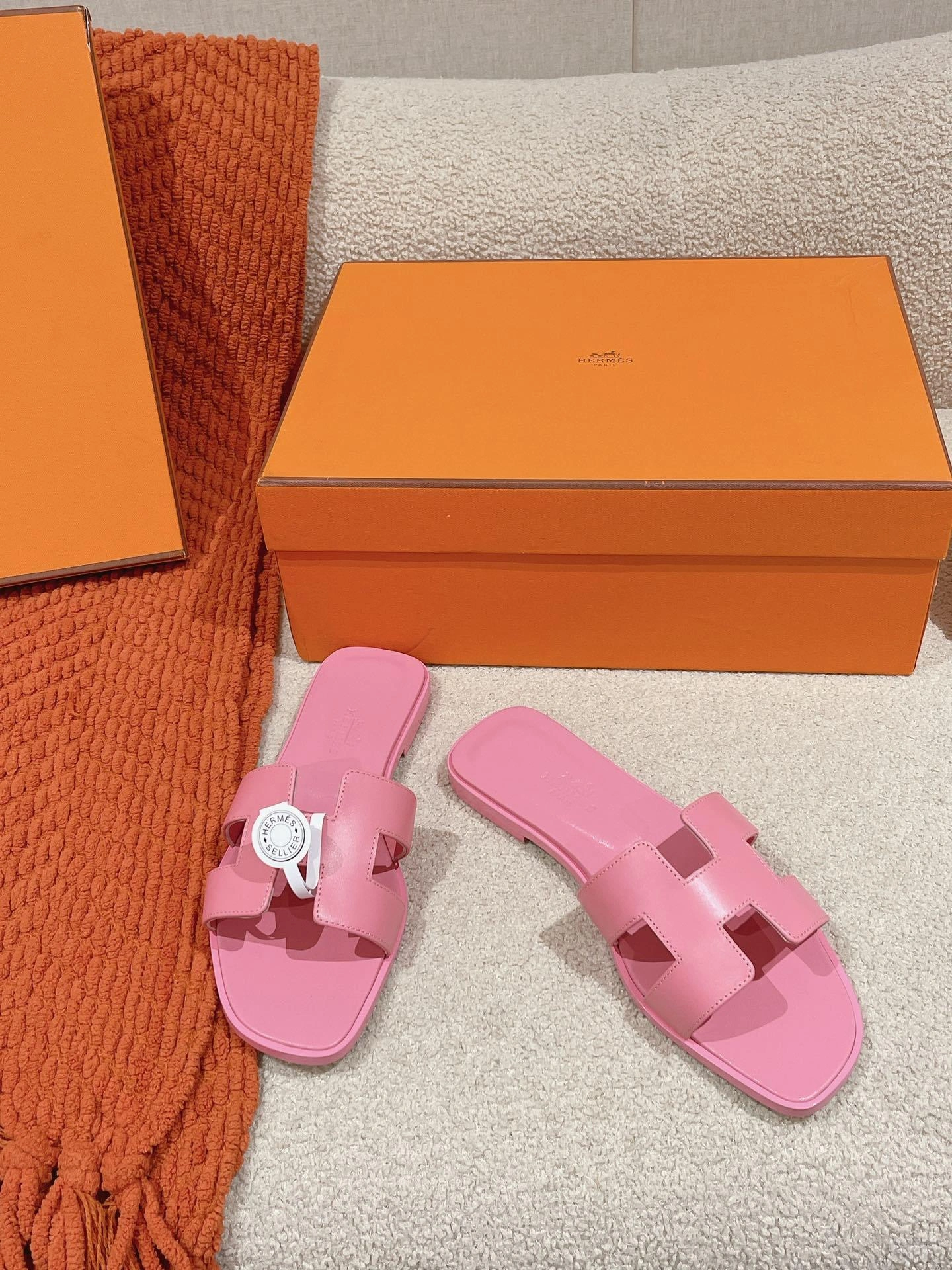 COCO-- item:D-X062M2819