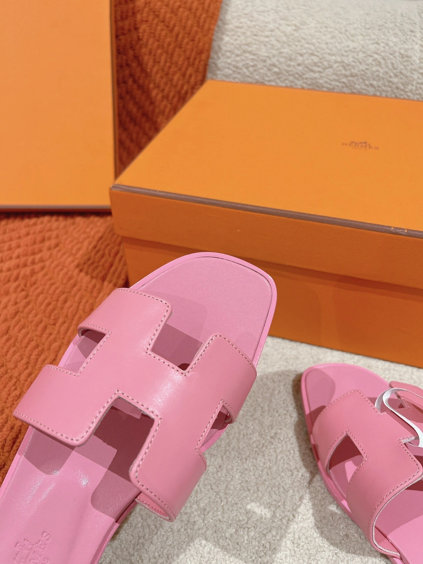 COCO-- item:D-X062M2819
