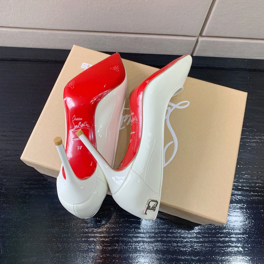 COCO- 1221056W302 SS22 sheephide item：B-X032F0110C