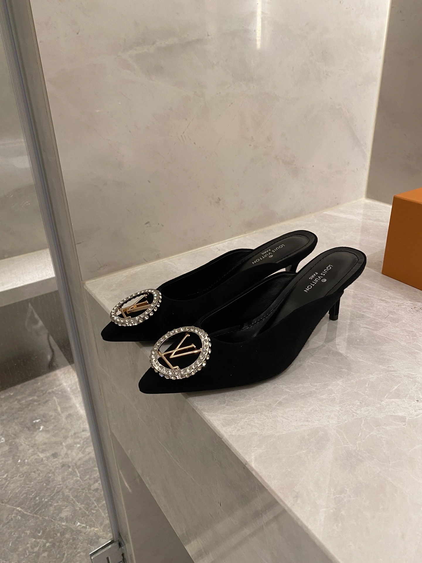 COCO- 1A8551 Madeleine item:B-X138D16H-36