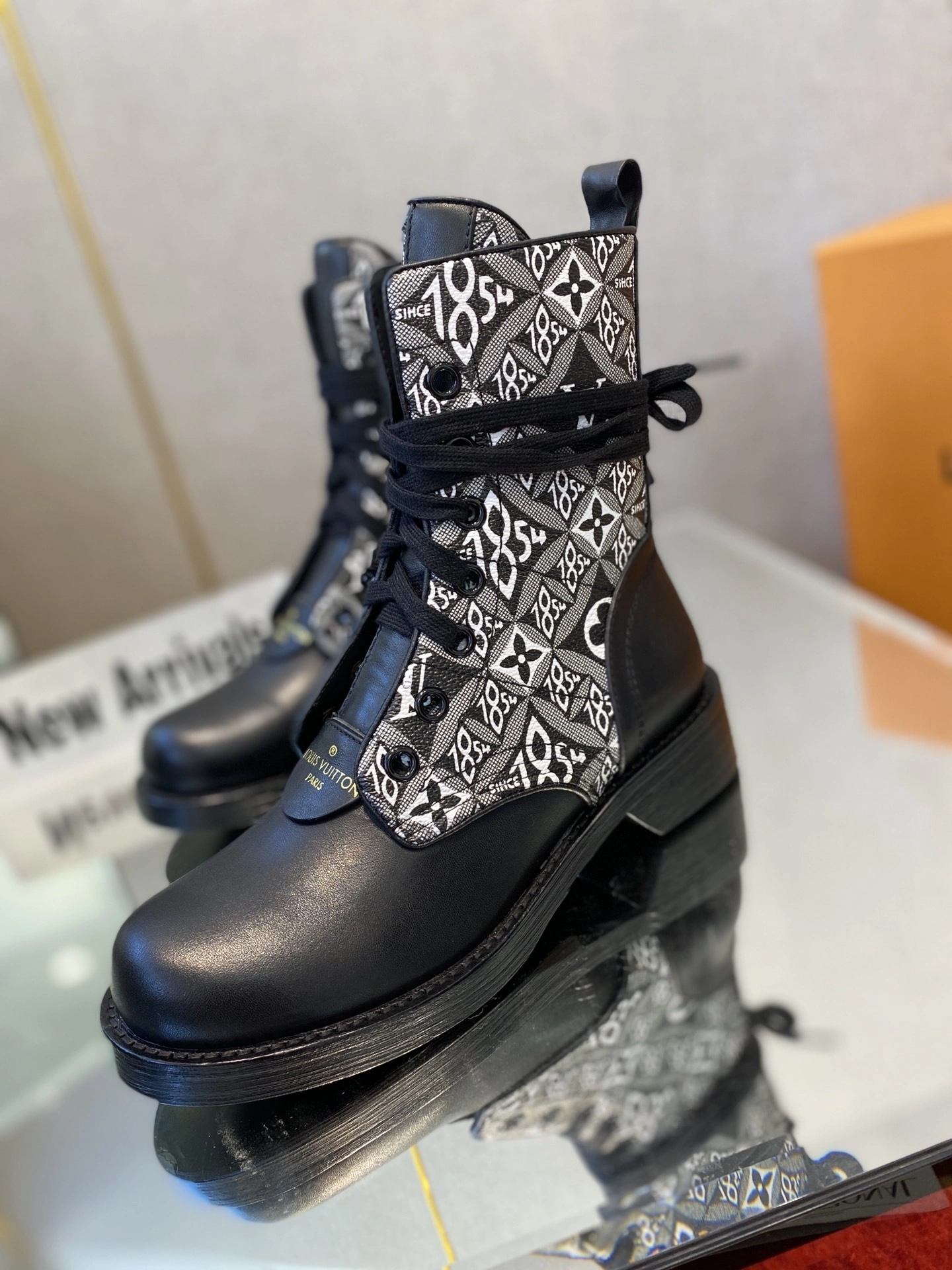 COCO- 1A8DEY METROPOLIS item:B-X158H0228H