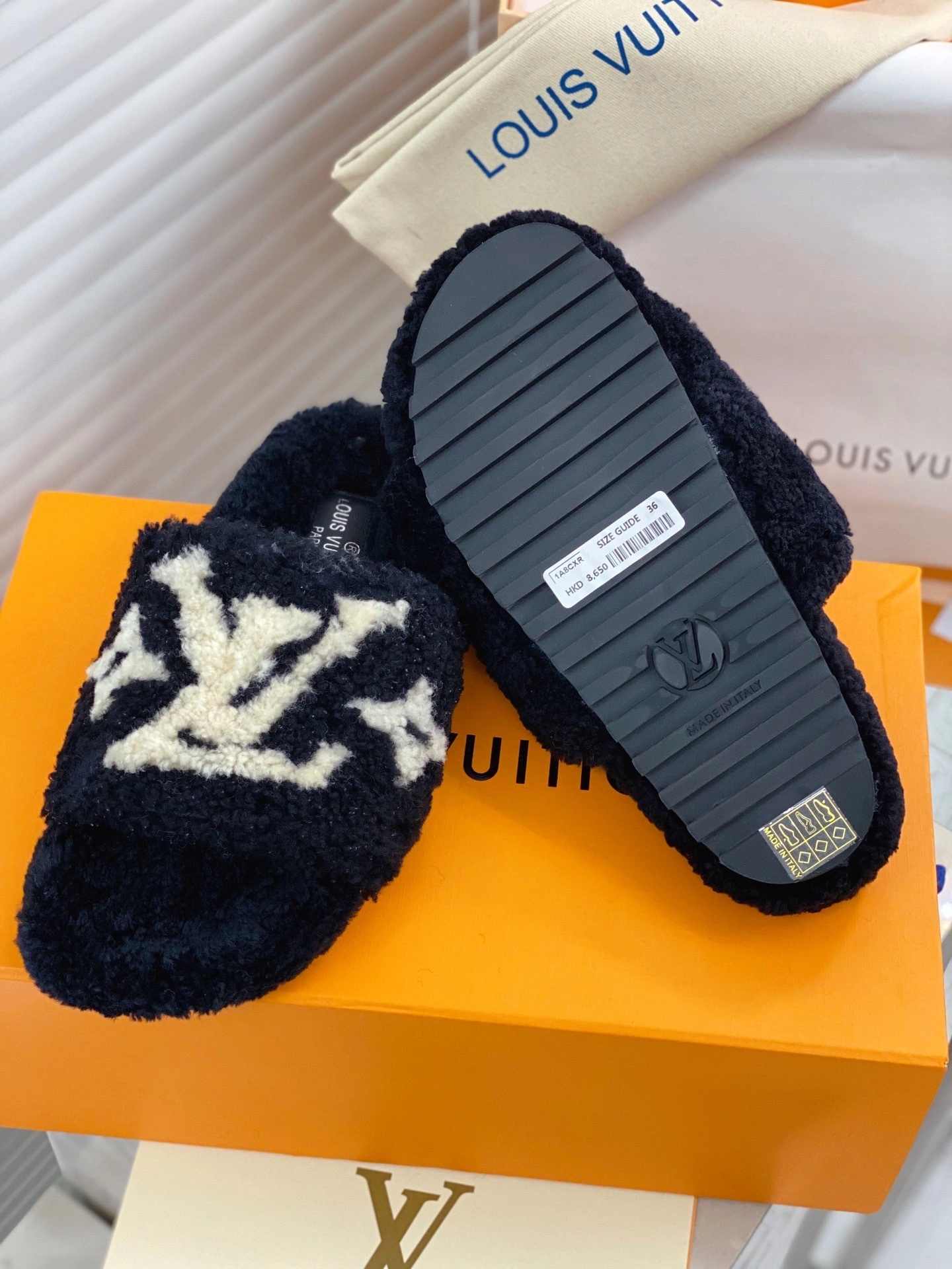 COCO- 1A8ZIL Paseo Flat Comfort item:B-X158D14H-50