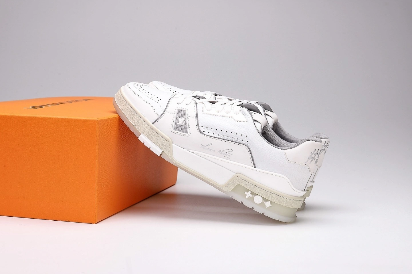 COCO- 1A9UP6 item:B-X000C24H-9