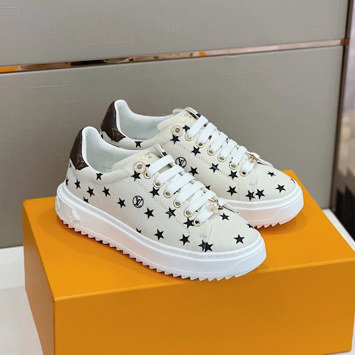 &COCO- 1AADQG TIME OUT SNEAKER item:B-X158I1203H