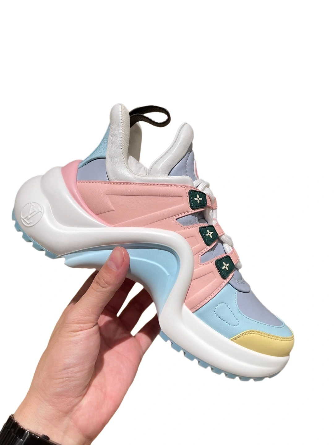COCO — 1AAEKF item:C-X003C07101