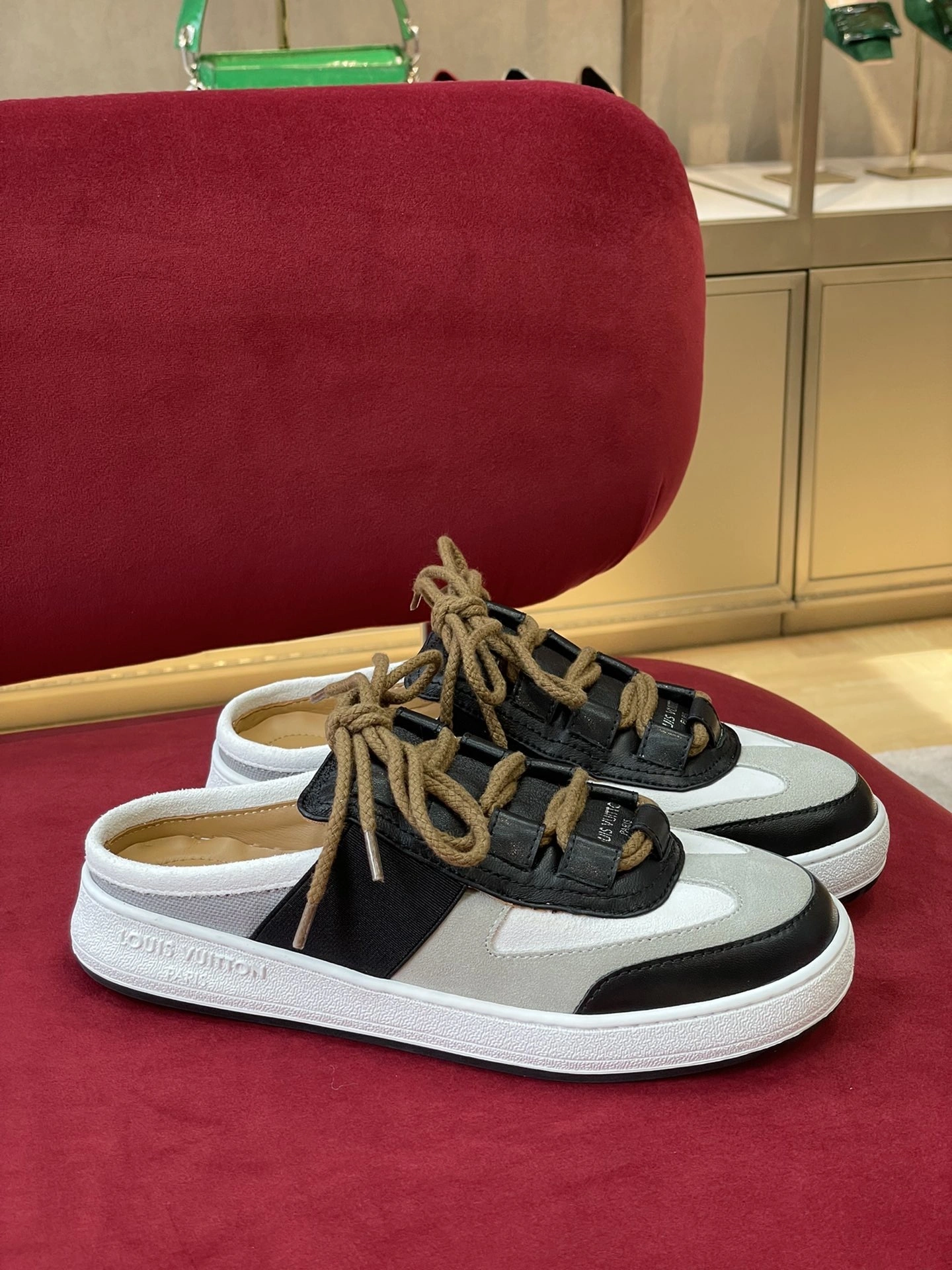 COCO- 1AAONO item:B-X002I1201H